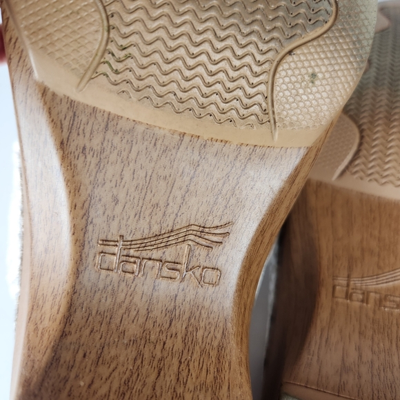 DANSKO Women's Sophie Sandal 39 / 8 White Snake Print Leather Open Toe Shoe - Picture 7 of 14